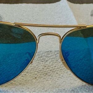 Ray-Ban Gold Frame with Blue Lenses Glasses